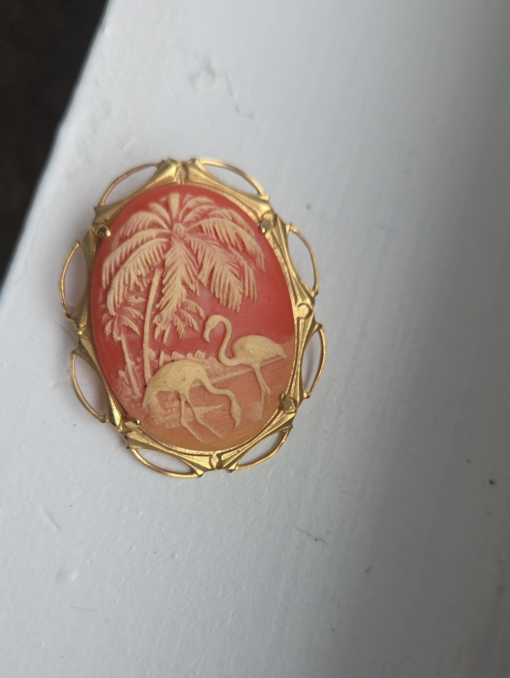Gold Frame Flamingo Palm Cameo
